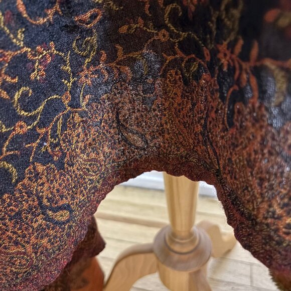 Pine Cone Hill reversible wool paisley jacquard oversize wrap in black & rust - Picture 8 of 11